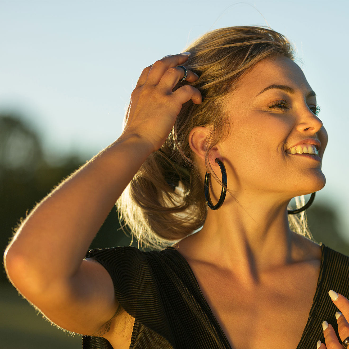 Créoles LUNA Coloris Noir Pastille Dorée