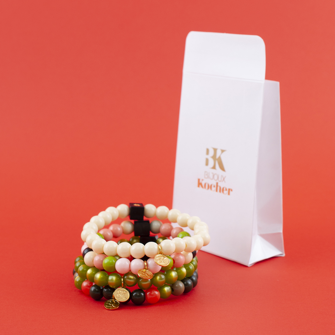 PALOMA_Bracelets_AmbianceRouge2